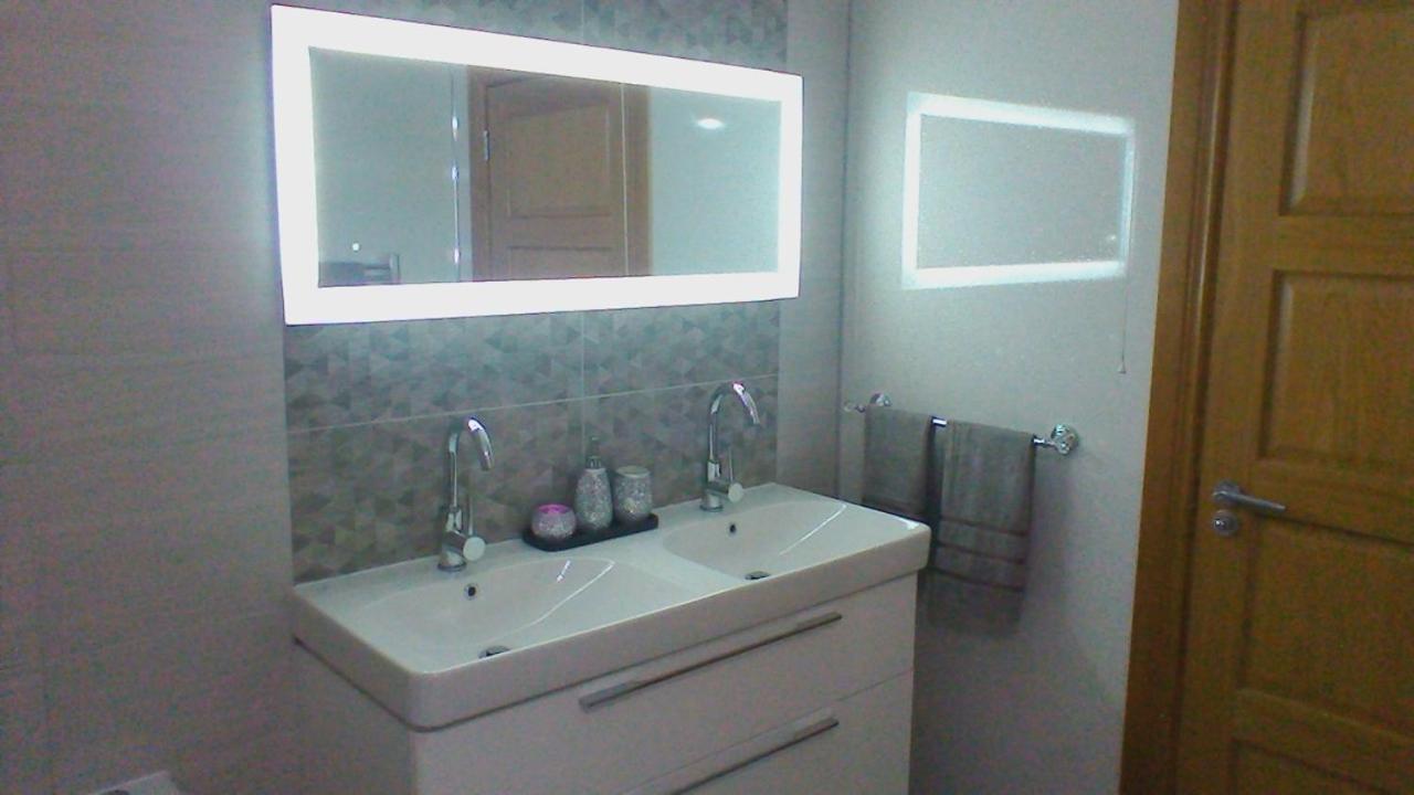 Boutique Country House Aldergrove Crumlin  Room photo